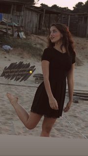 Berna Keklikler feet photo 15