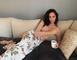 Berna Keklikler feet photo 12