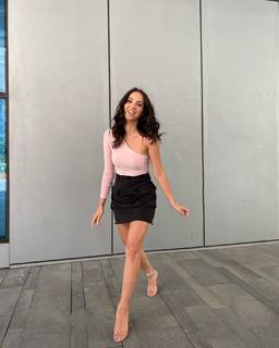 Berna Keklikler feet photo 6