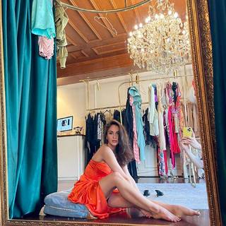 Berna Keklikler feet photo 6