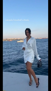 Berna Keklikler feet photo 18