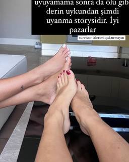 Berna Keklikler feet photo 8