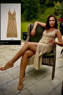Berna Keklikler feet photo 1