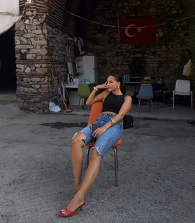 Berna Keklikler feet photo 15