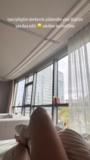 Berna Keklikler feet photo 19