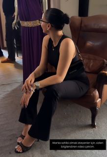 Berna Keklikler feet photo 2