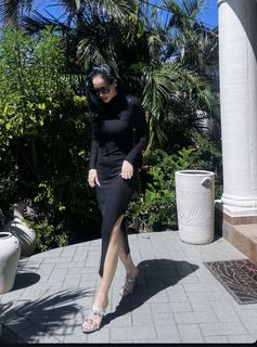 Berna Keklikler feet photo 17