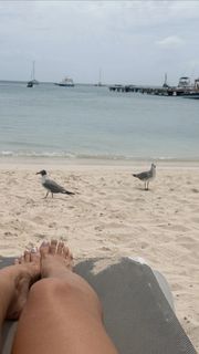 Berna Keklikler feet photo 8