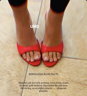 Berna Keklikler feet photo 1
