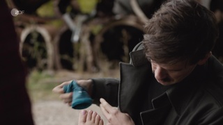 Bernadette Heerwagen feet photo thumbnail