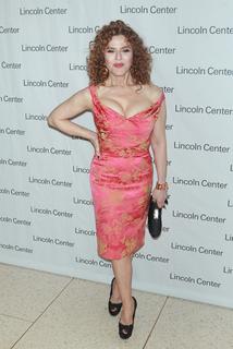 Bernadette Peters feet photo thumbnail