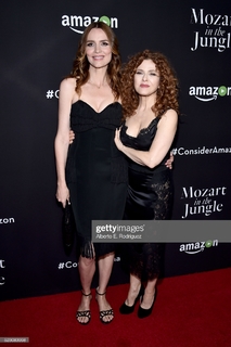 Bernadette Peters feet photo thumbnail