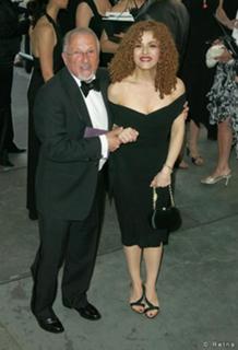 Bernadette Peters feet photo thumbnail