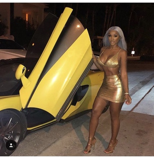 Bernice Burgos feet photo thumbnail