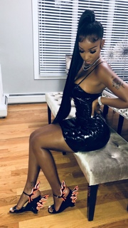 Bernice Burgos feet photo thumbnail