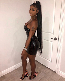 Bernice Burgos feet photo thumbnail