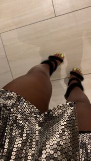 Bernice Burgos feet photo thumbnail