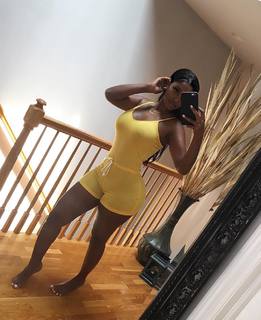 Bernice Burgos feet photo thumbnail