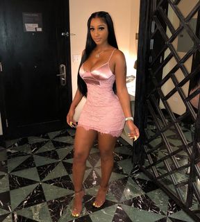 Bernice Burgos feet photo thumbnail