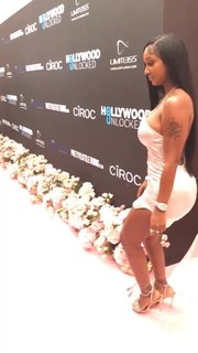 Bernice Burgos feet photo thumbnail