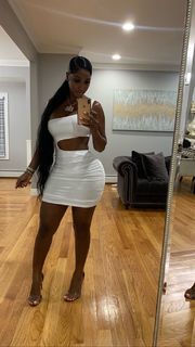 Bernice Burgos feet photo thumbnail