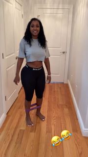 Bernice Burgos feet photo thumbnail