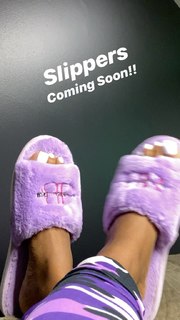 Bernice Burgos feet photo thumbnail