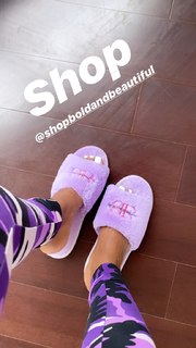 Bernice Burgos feet photo thumbnail