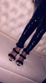 Bernice Burgos feet photo thumbnail