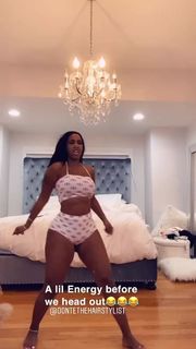 Bernice Burgos feet photo thumbnail