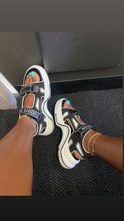 Bernice Burgos feet photo thumbnail