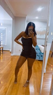 Bernice Burgos feet photo thumbnail