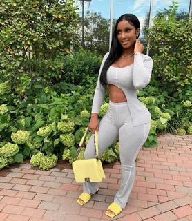 Bernice Burgos feet photo thumbnail
