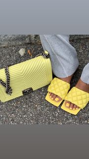 Bernice Burgos feet photo thumbnail