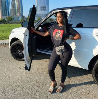 Bernice Burgos feet photo thumbnail