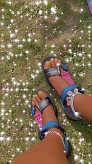 Bernice Burgos feet photo thumbnail