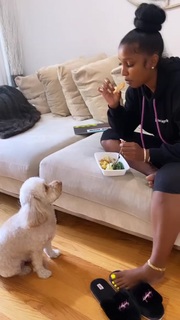 Bernice Burgos feet photo thumbnail