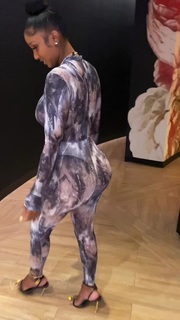 Bernice Burgos feet photo thumbnail