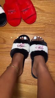 Bernice Burgos feet photo thumbnail