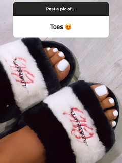 Bernice Burgos feet photo thumbnail