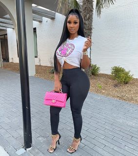 Bernice Burgos feet photo thumbnail