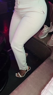 Bernice Burgos feet photo thumbnail