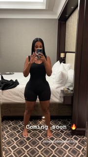 Bernice Burgos feet photo thumbnail