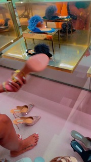 Bernice Burgos feet photo thumbnail