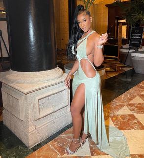 Bernice Burgos feet photo thumbnail