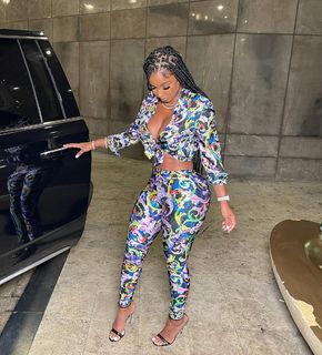 Bernice Burgos feet photo thumbnail