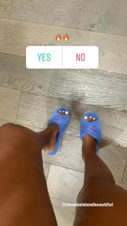 Bernice Burgos feet photo thumbnail