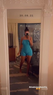 Bernice Burgos feet photo thumbnail