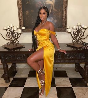 Bernice Burgos feet photo thumbnail