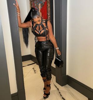 Bernice Burgos feet photo thumbnail